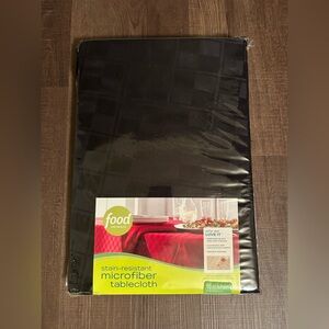 Food Network Black Oval 60x84 Tablecloth New Sealed In Package 100% Microfiber